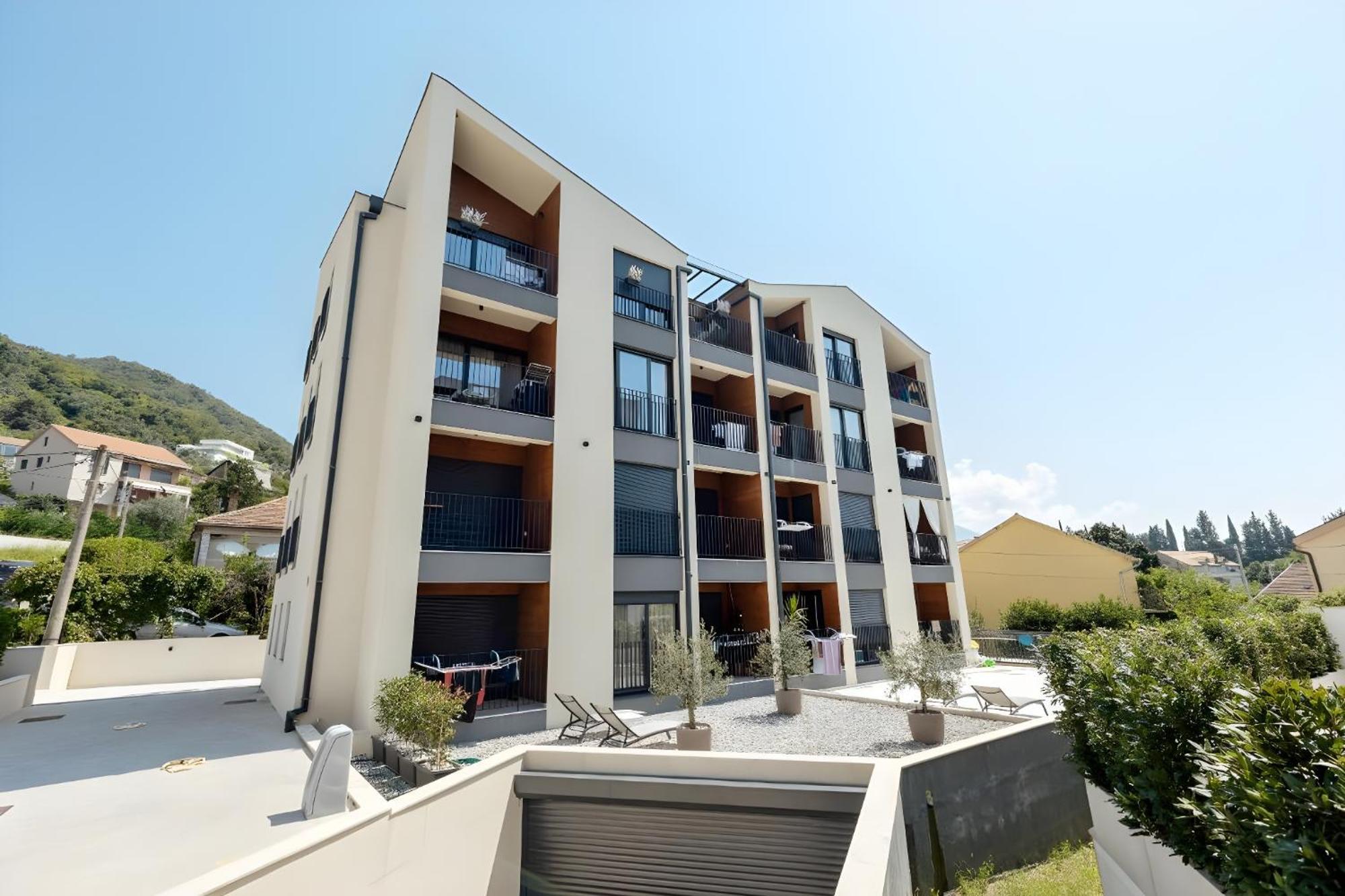 Fides Stylish Apartments Tivat With Pool Exterior foto